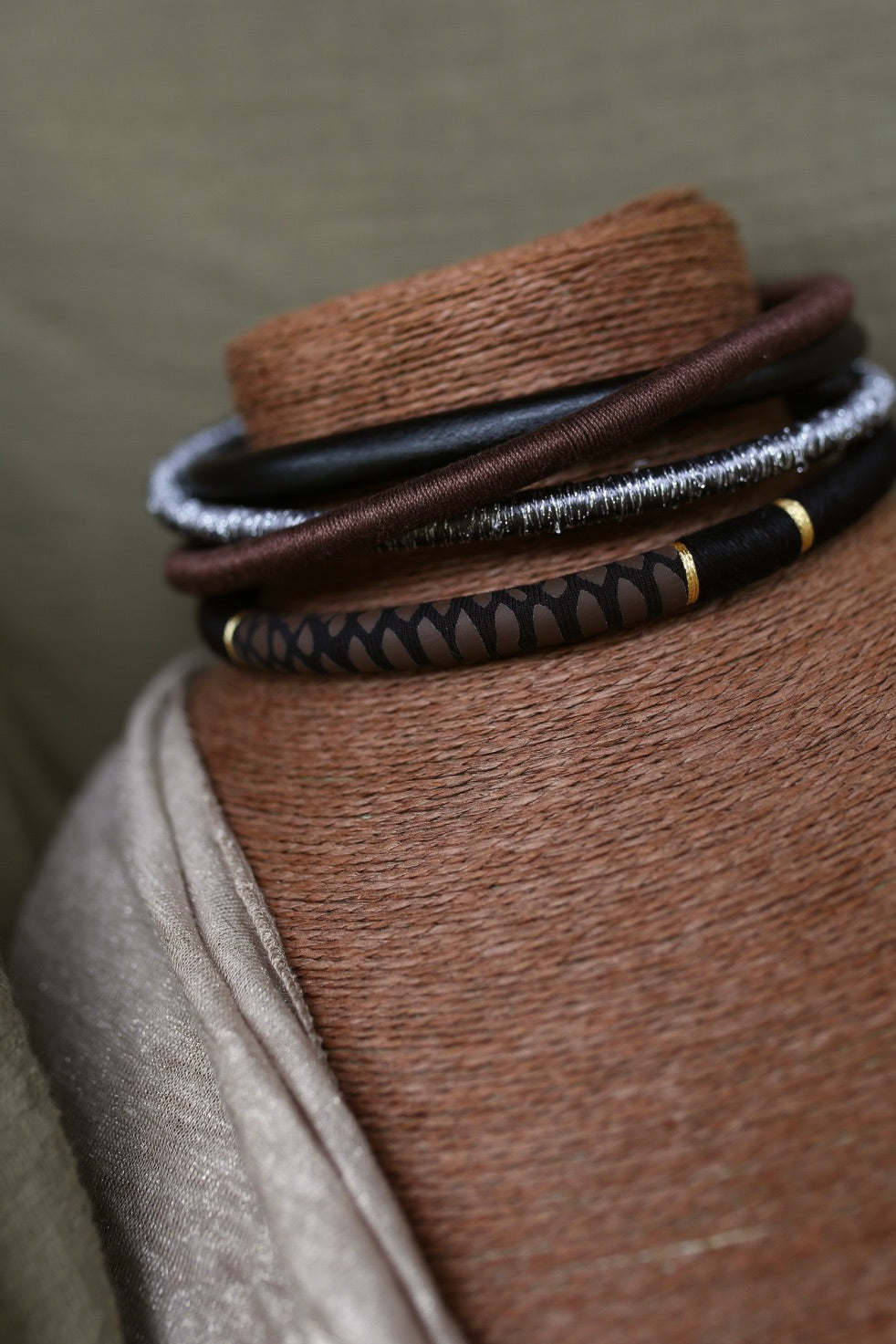 Collier a quatre rangs