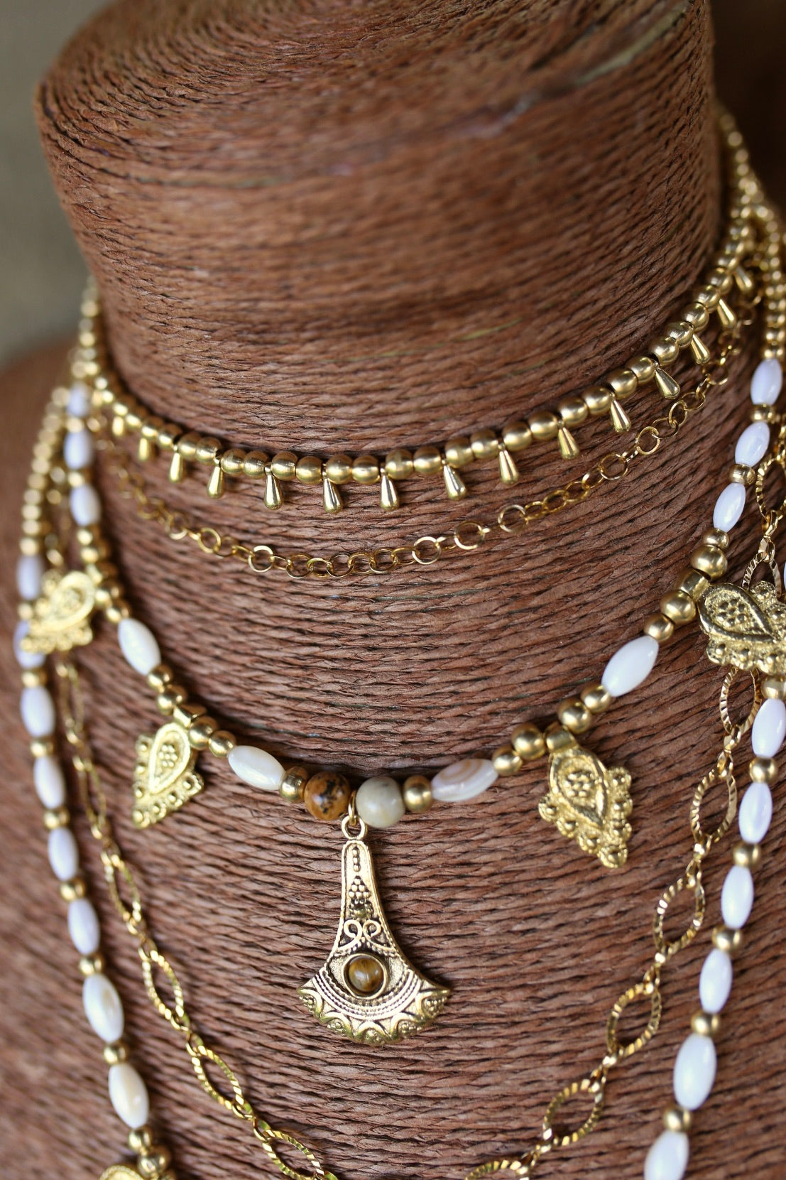 Collier a quatre rangs