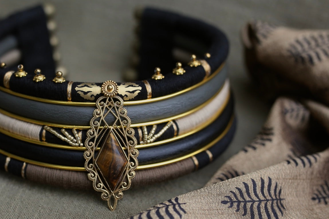 Collier “Tiger Sacred”