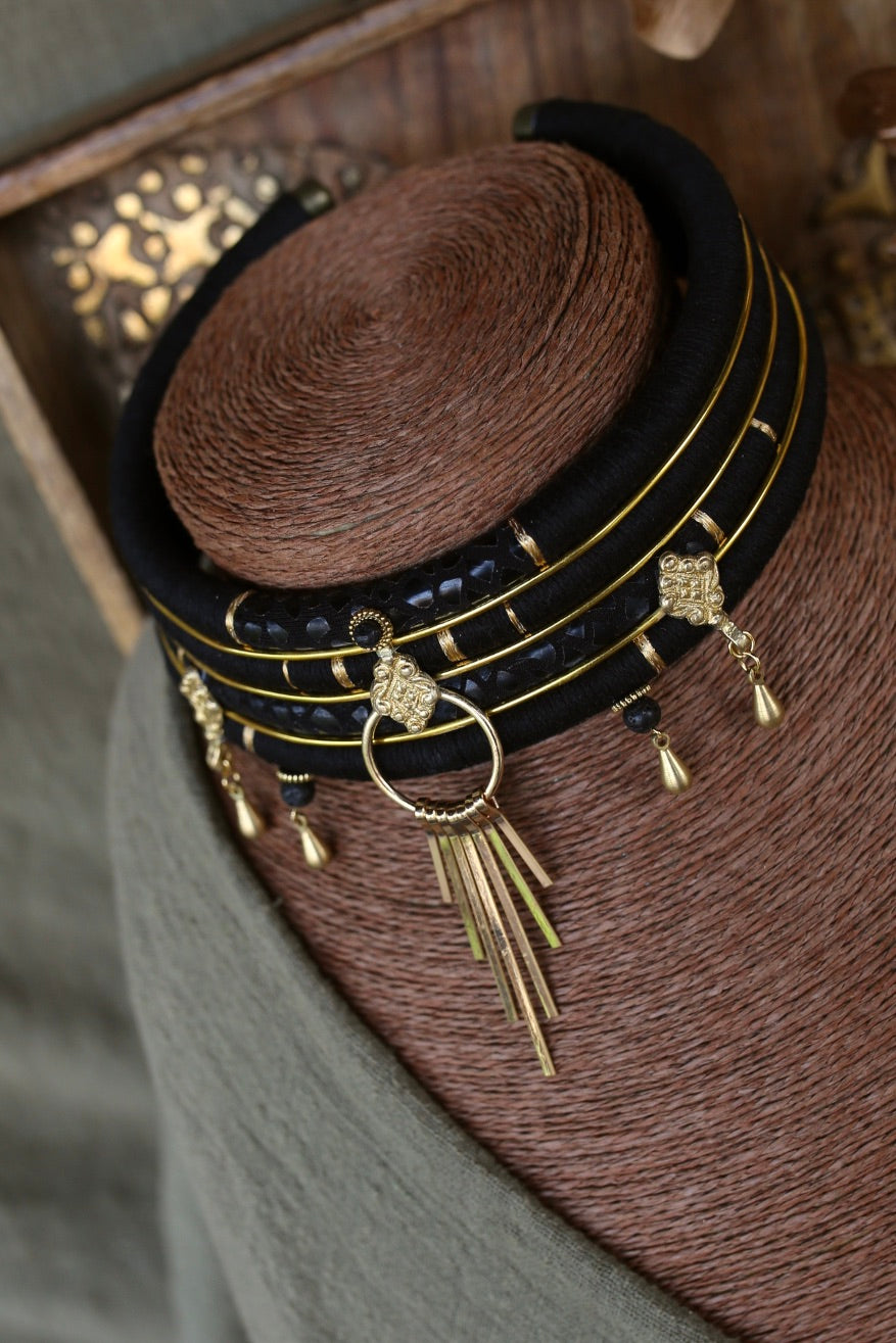 Collier a quatre rangs