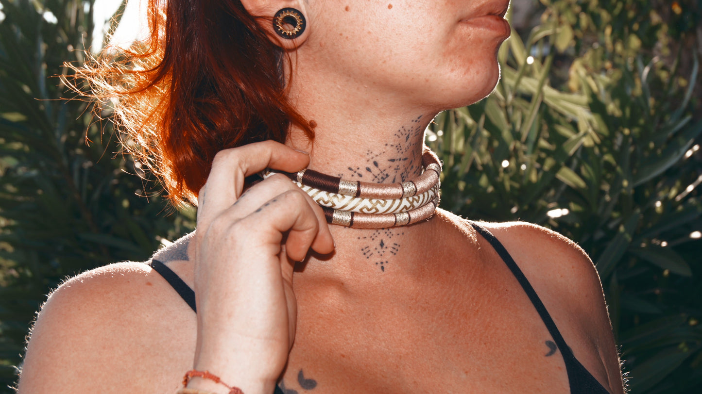 Collier Swastika Wild