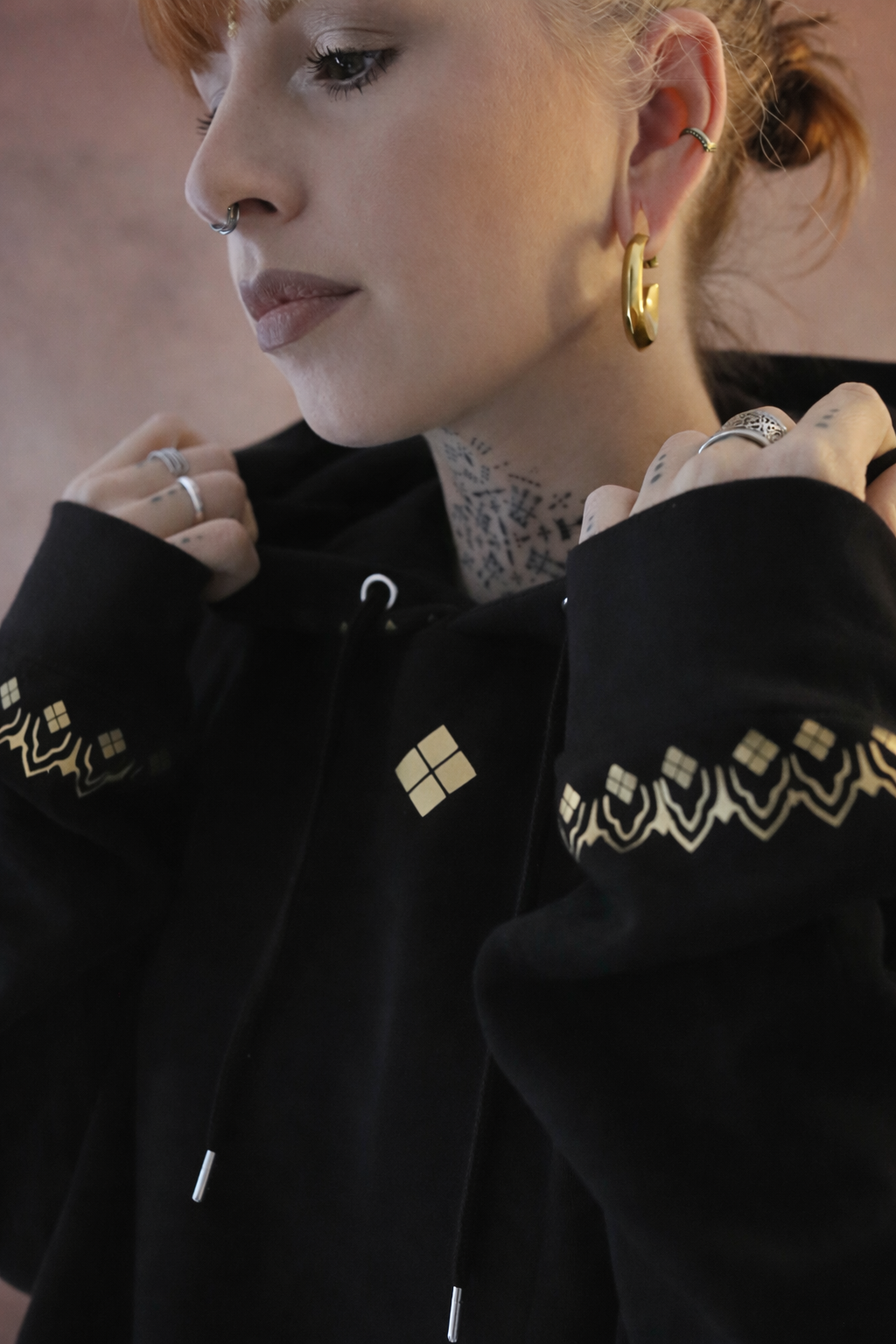 Sweat a capuche tibétain wild