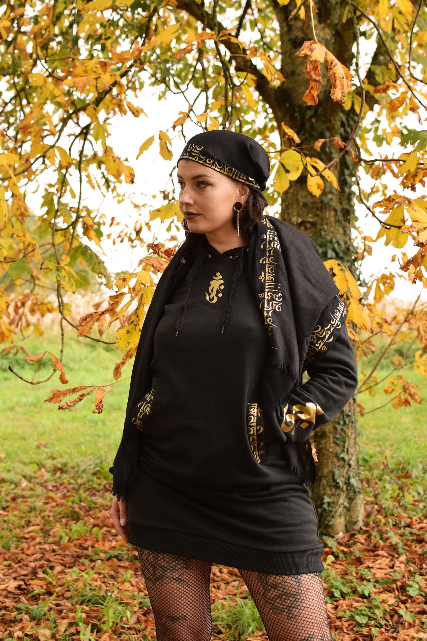 Sweat-robe “Vajra Sacred”