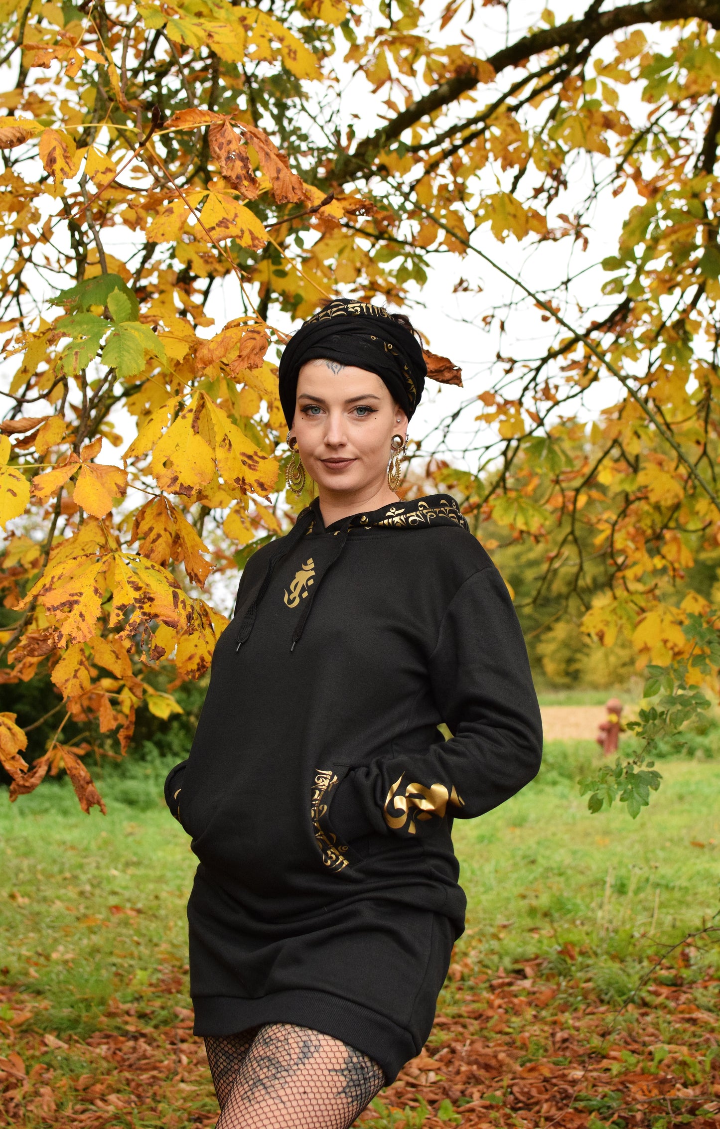 Sweat-robe “Vajra Sacred”