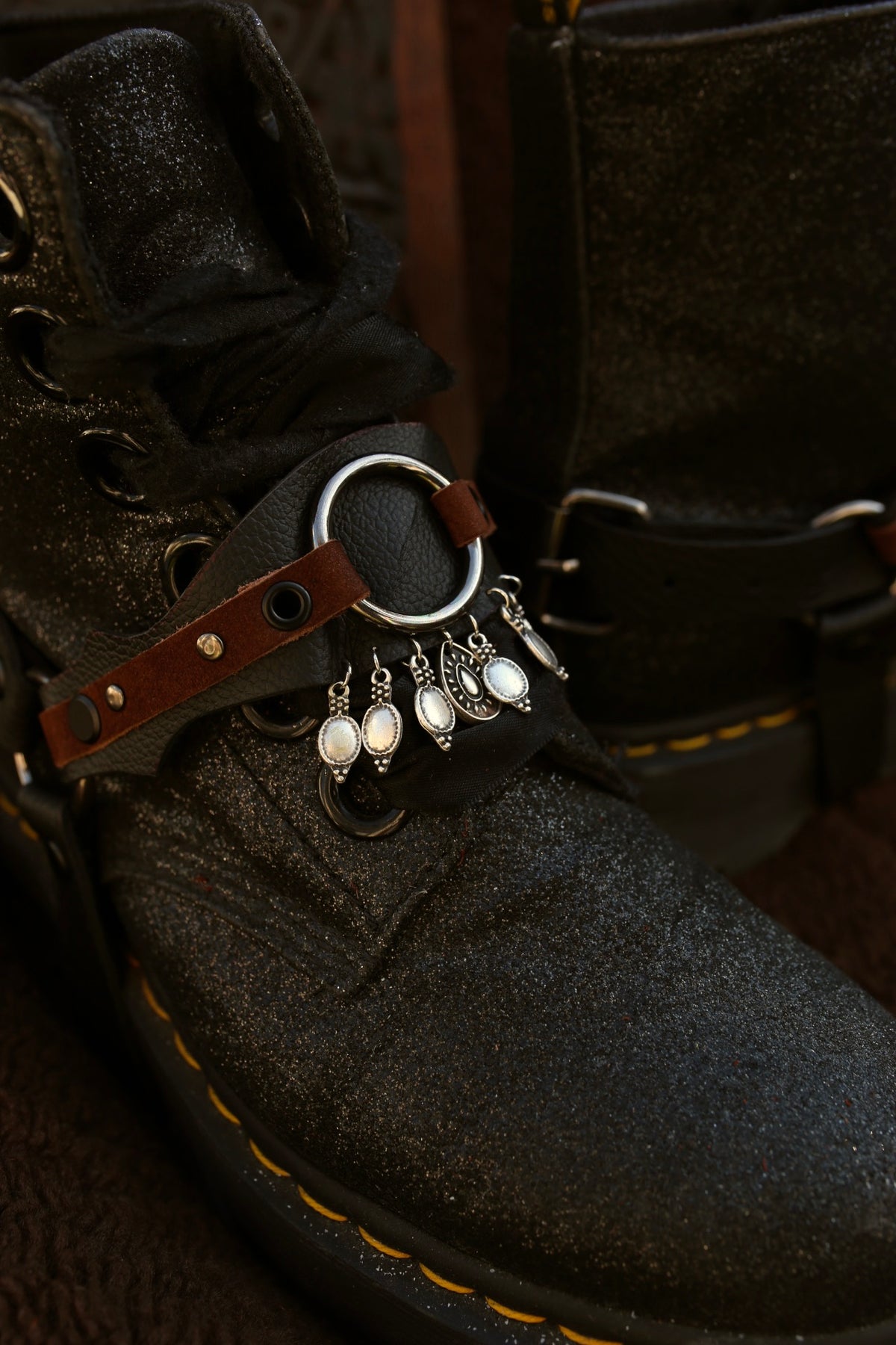 Boot Straps « Silver Halo »