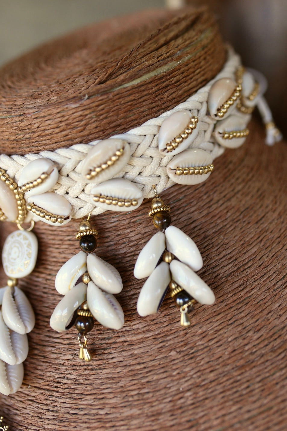 Shakti Shell – Ras de cou tissé