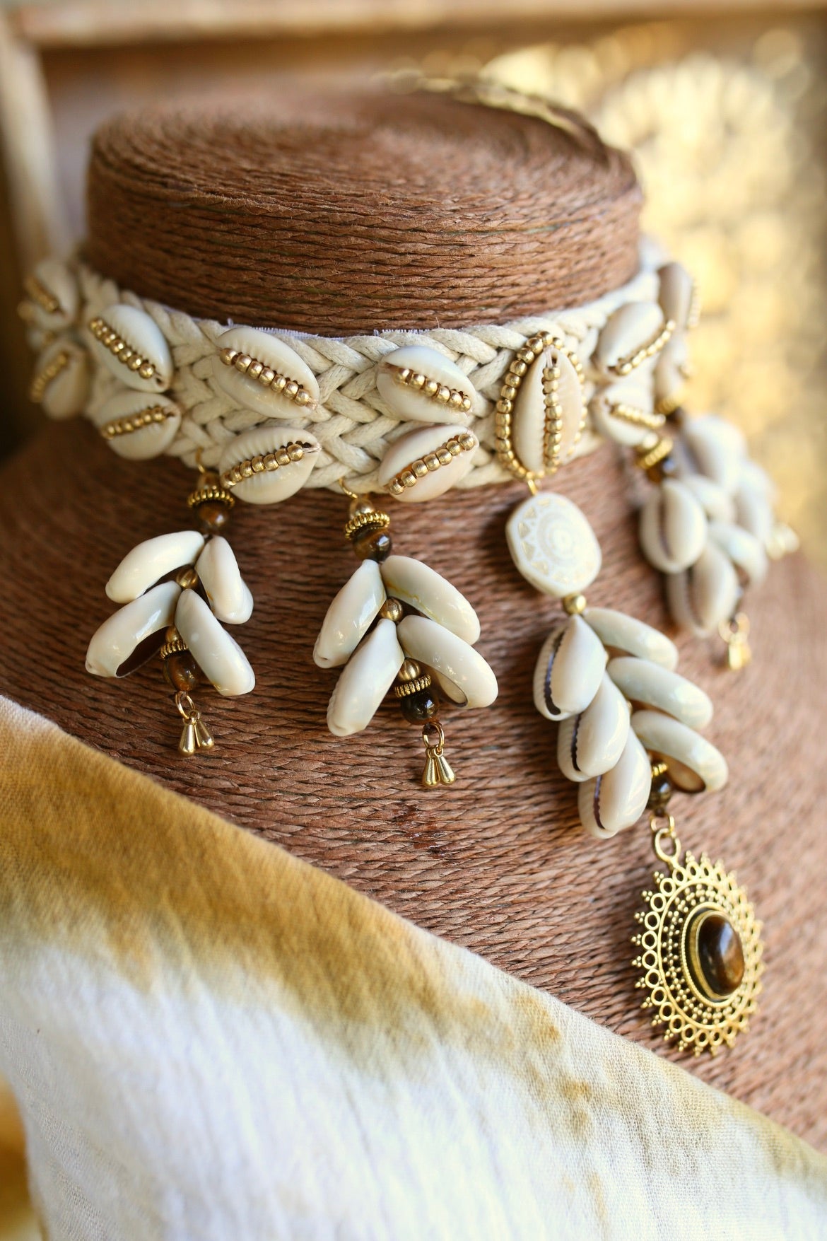 Shakti Shell – Ras de cou tissé