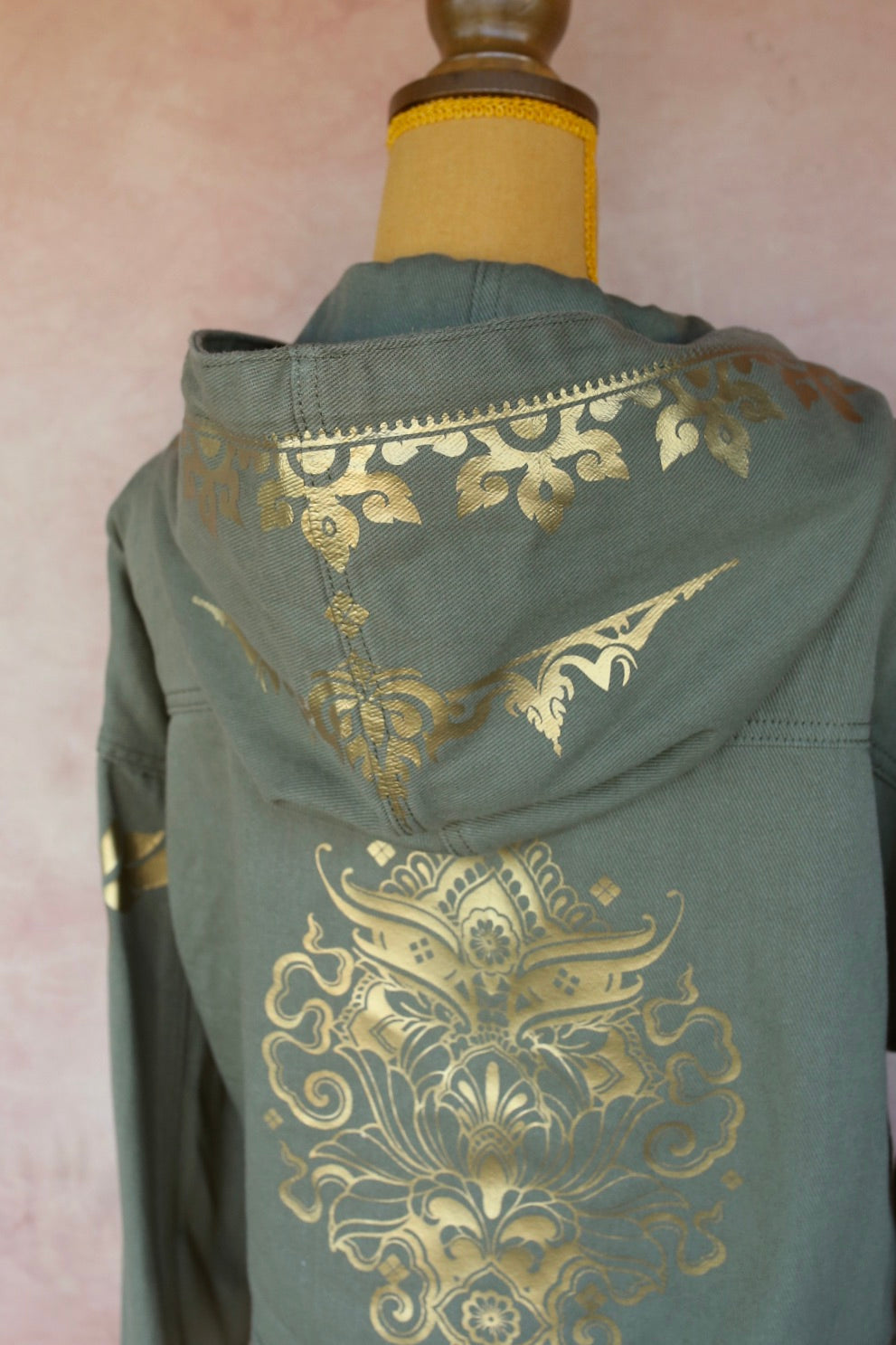 Veste en jean kaki à capuche