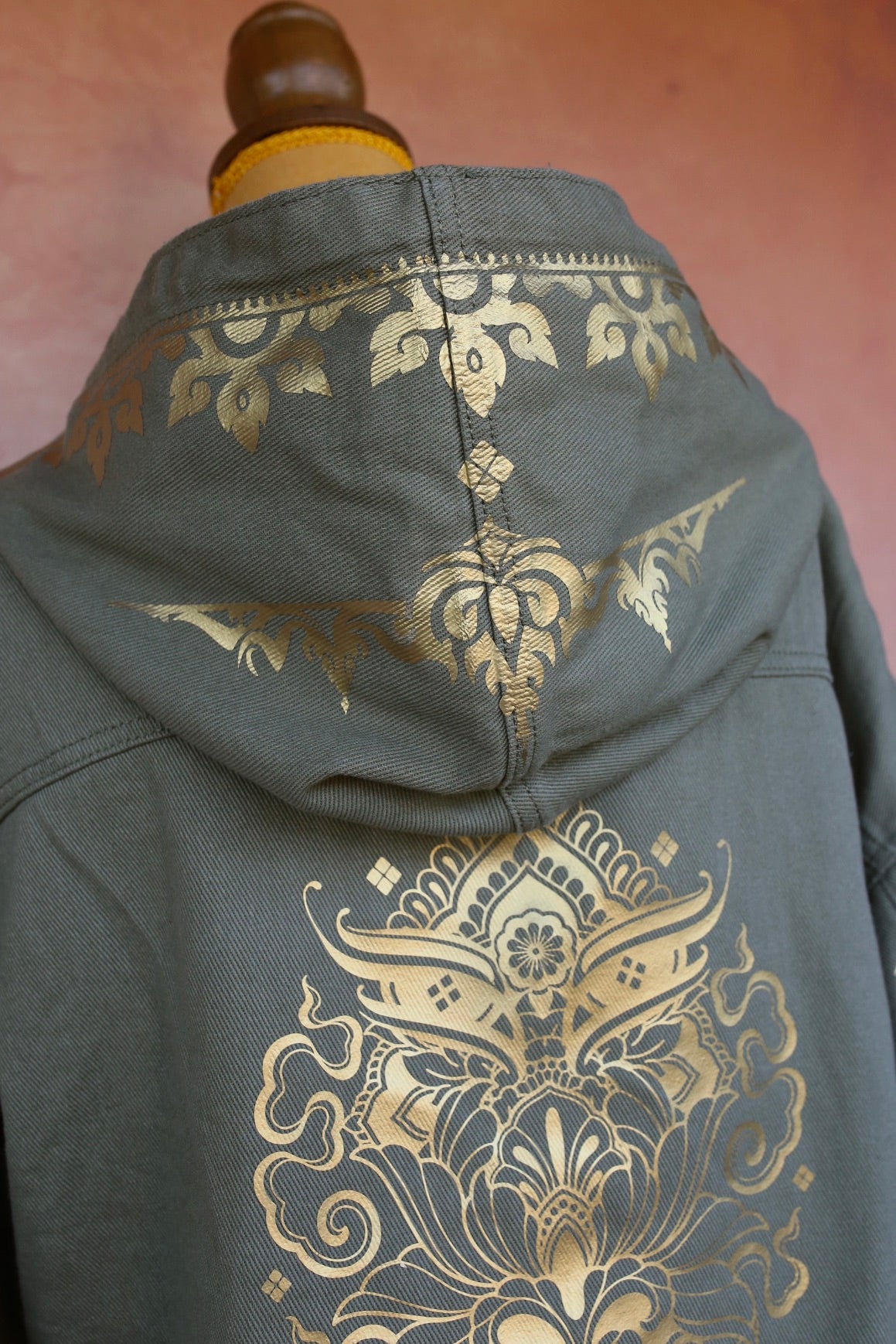 Veste en jean kaki à capuche