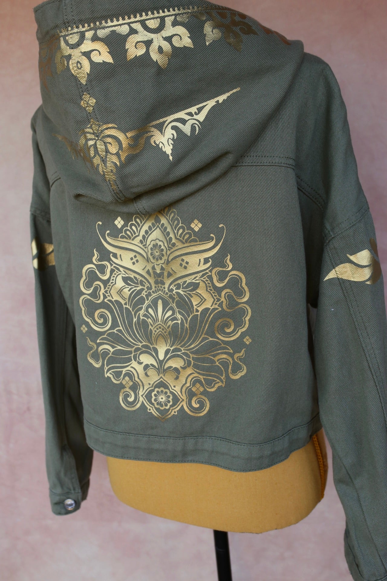 Veste en jean kaki à capuche