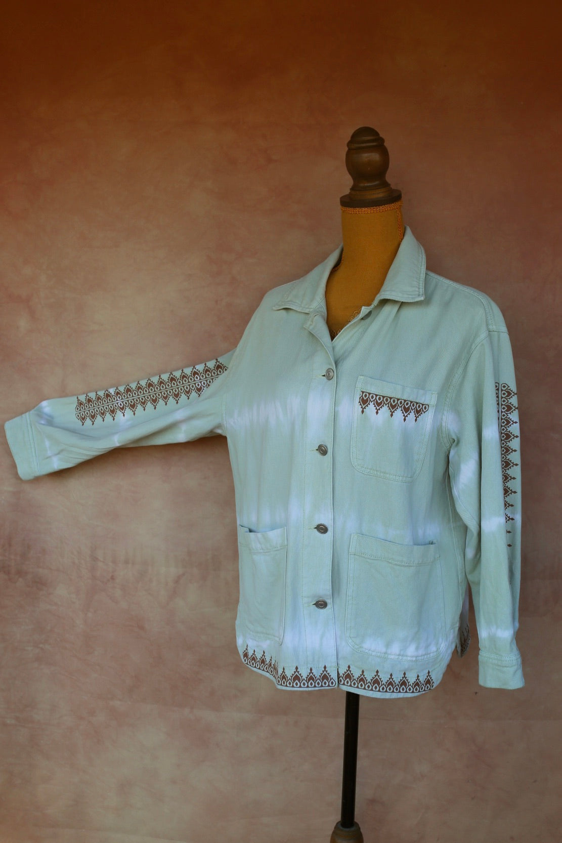 Veste en jean tie and dye