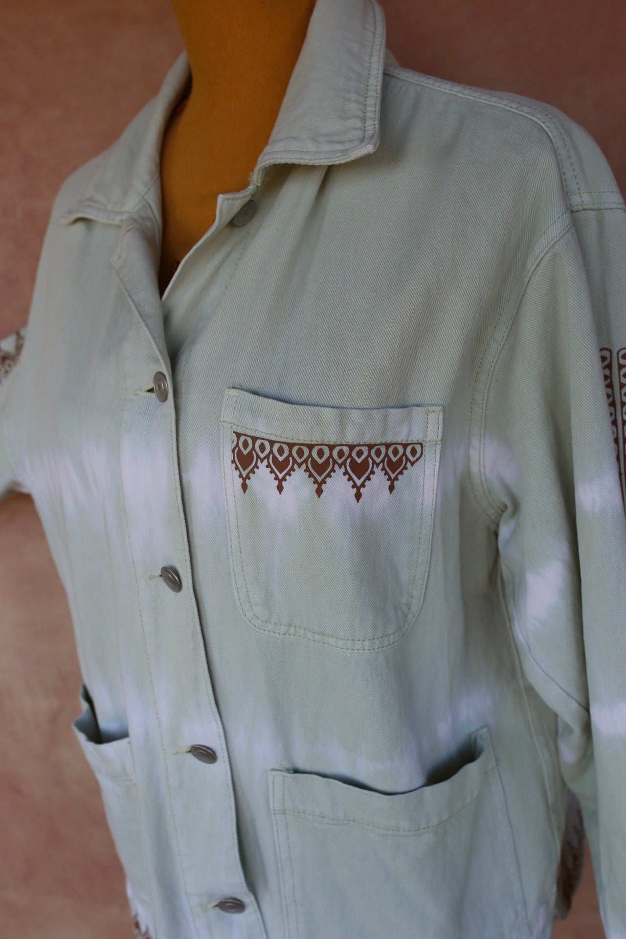 Veste en jean tie and dye