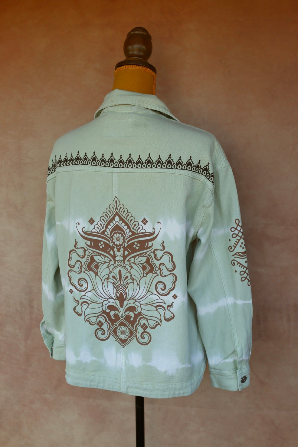 Veste en jean tie and dye