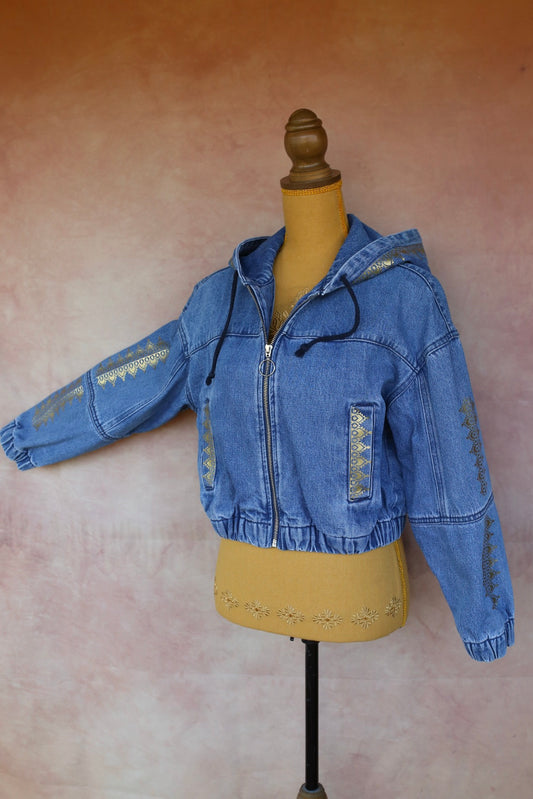 Veste en jean bleu à capuche