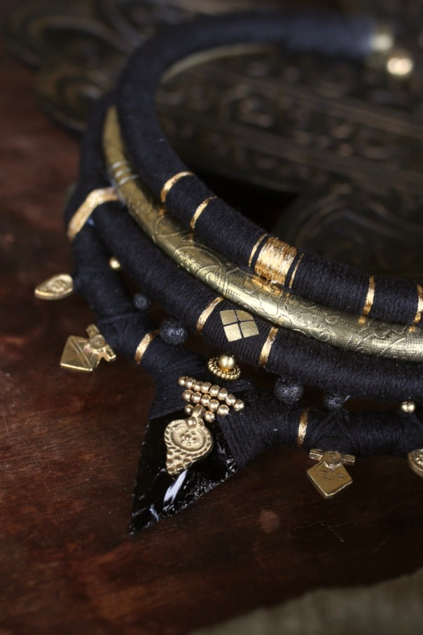 Collier Obsidian Arrow