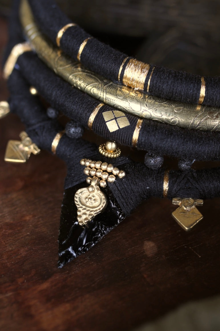 Collier Obsidian Arrow