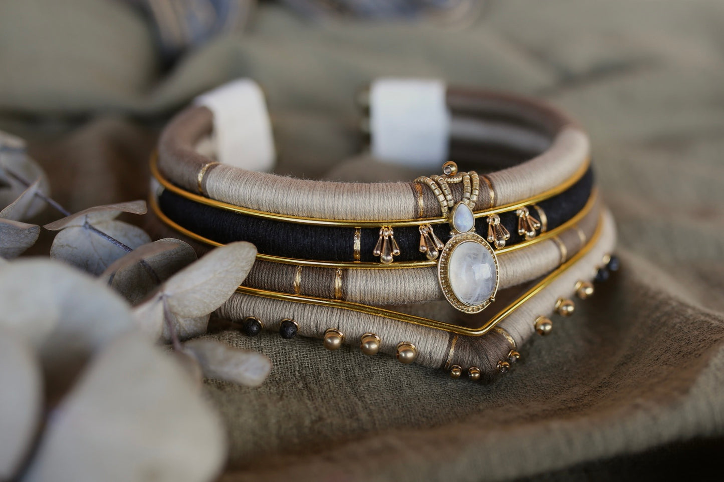 Collier Moon Essence