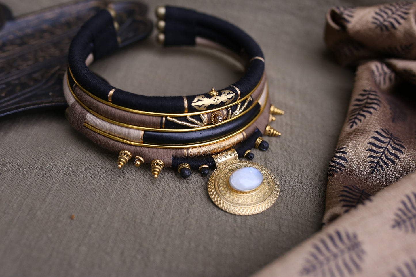 Collier “Mantra Moon”