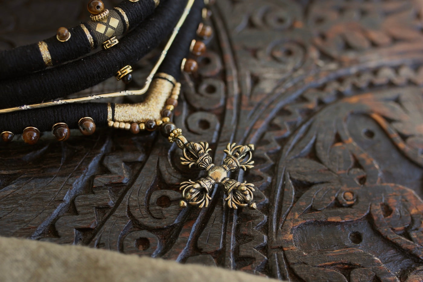 ❖ Tibetan Vajra Sable Noir