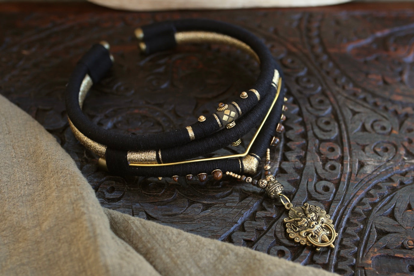 ❖ Tibetan Lion Doré