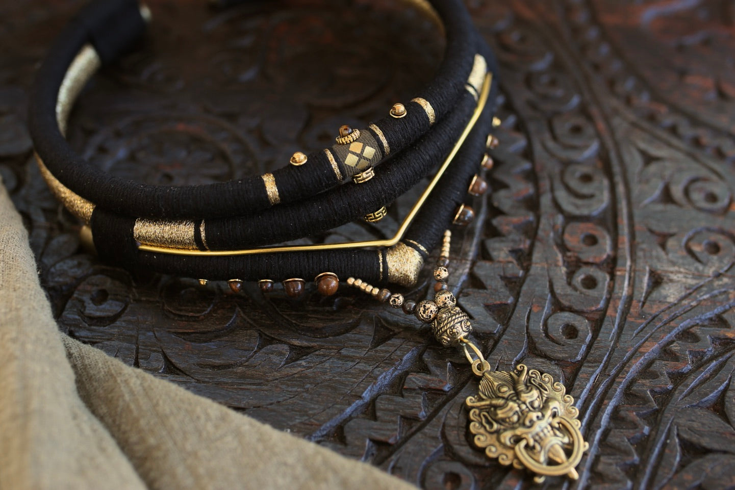 ❖ Tibetan Lion Doré