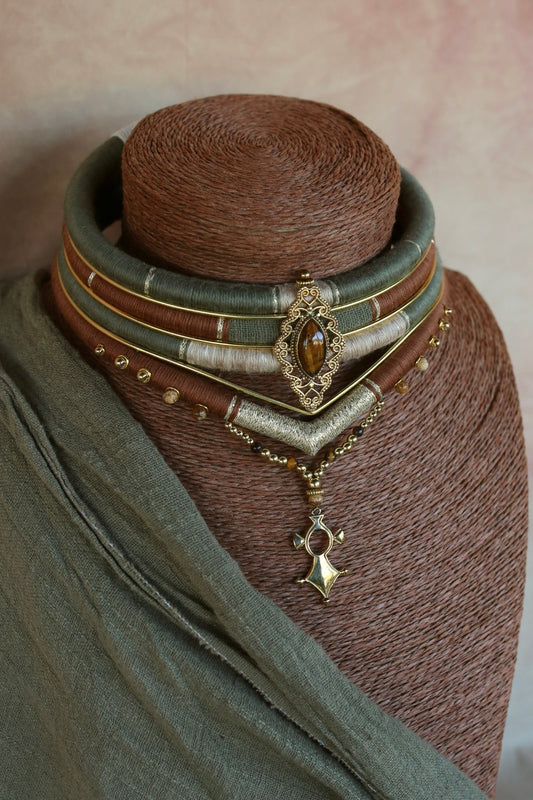 ❖ Collier à quatre rangs ❖