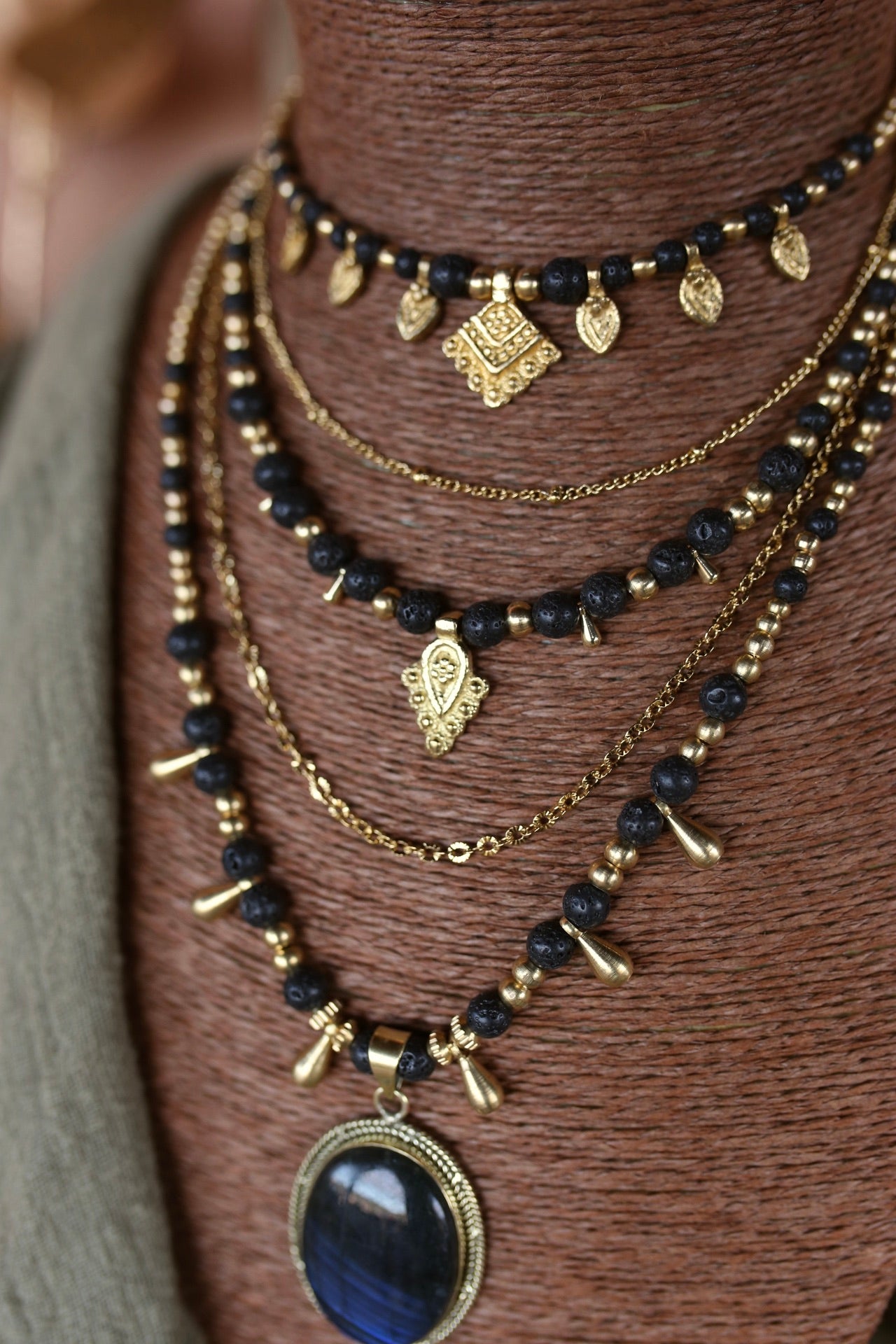 ❖ Collier multi rangs ❖