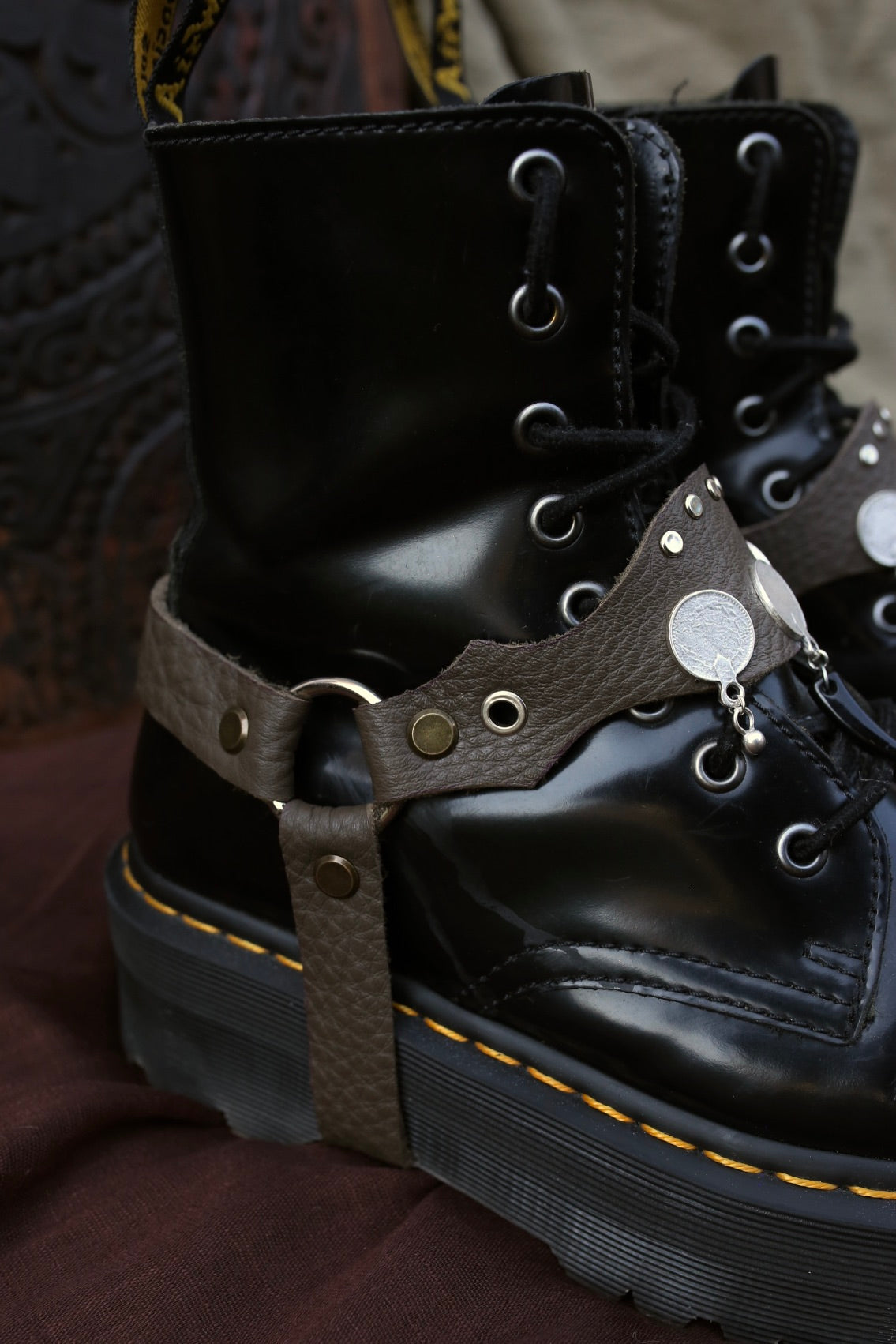 Boot Straps « Silver Trail »