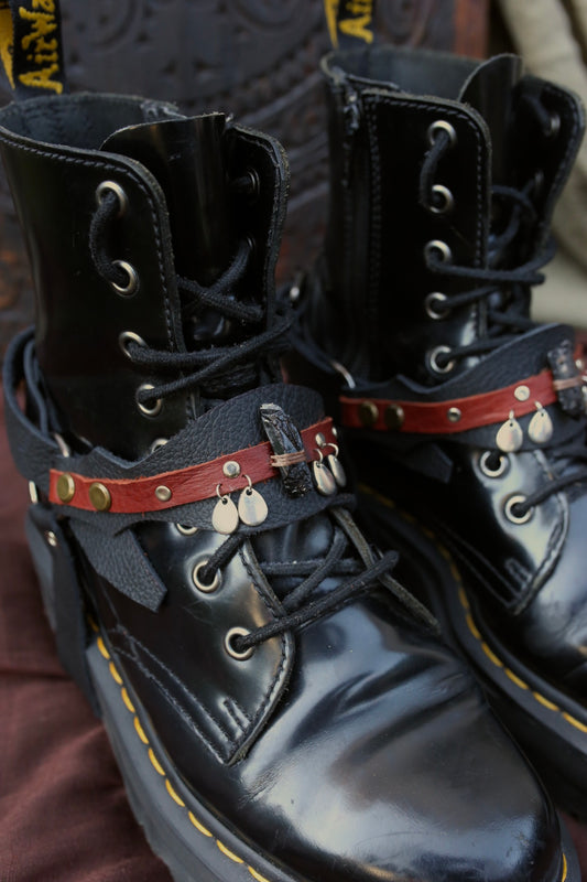 Boot Straps « Rust & Shadow »
