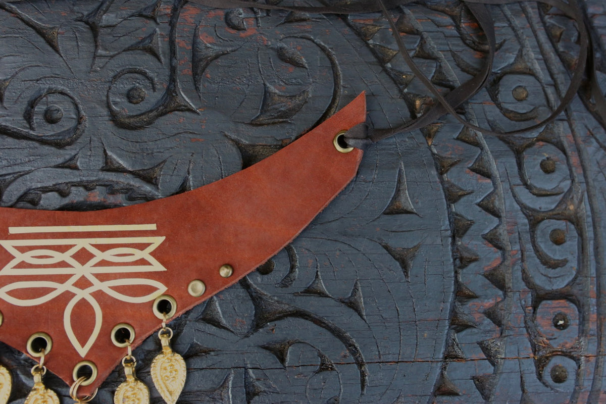 Collier « Desert Fang »