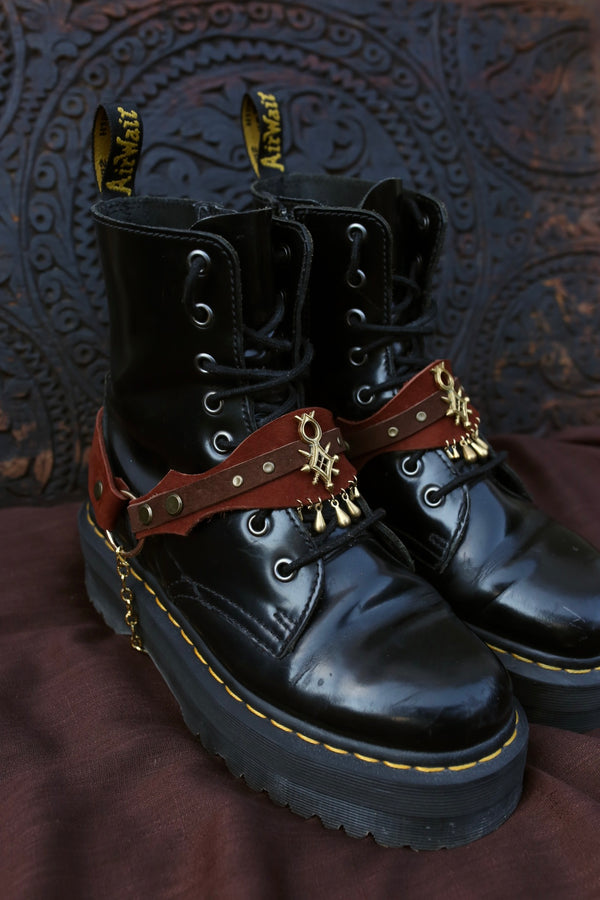 Boot Straps « Desert Spurs »