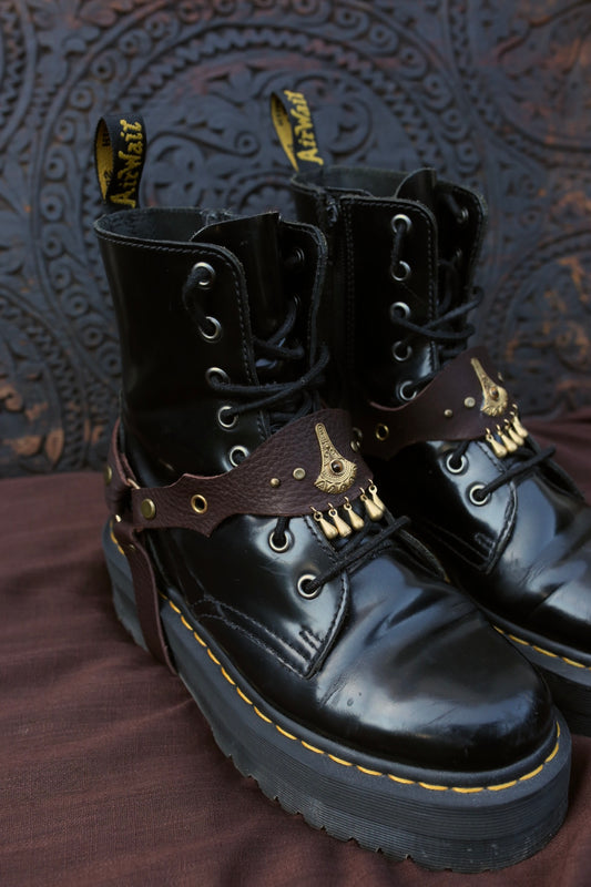 Boot Straps « Nomad Spurs »