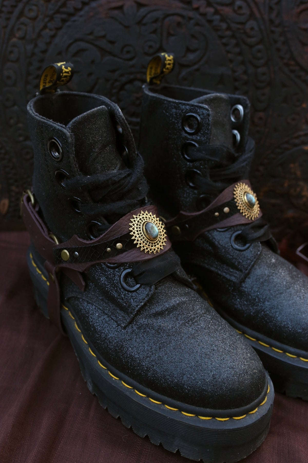 Boot Straps « Midnight Moon »
