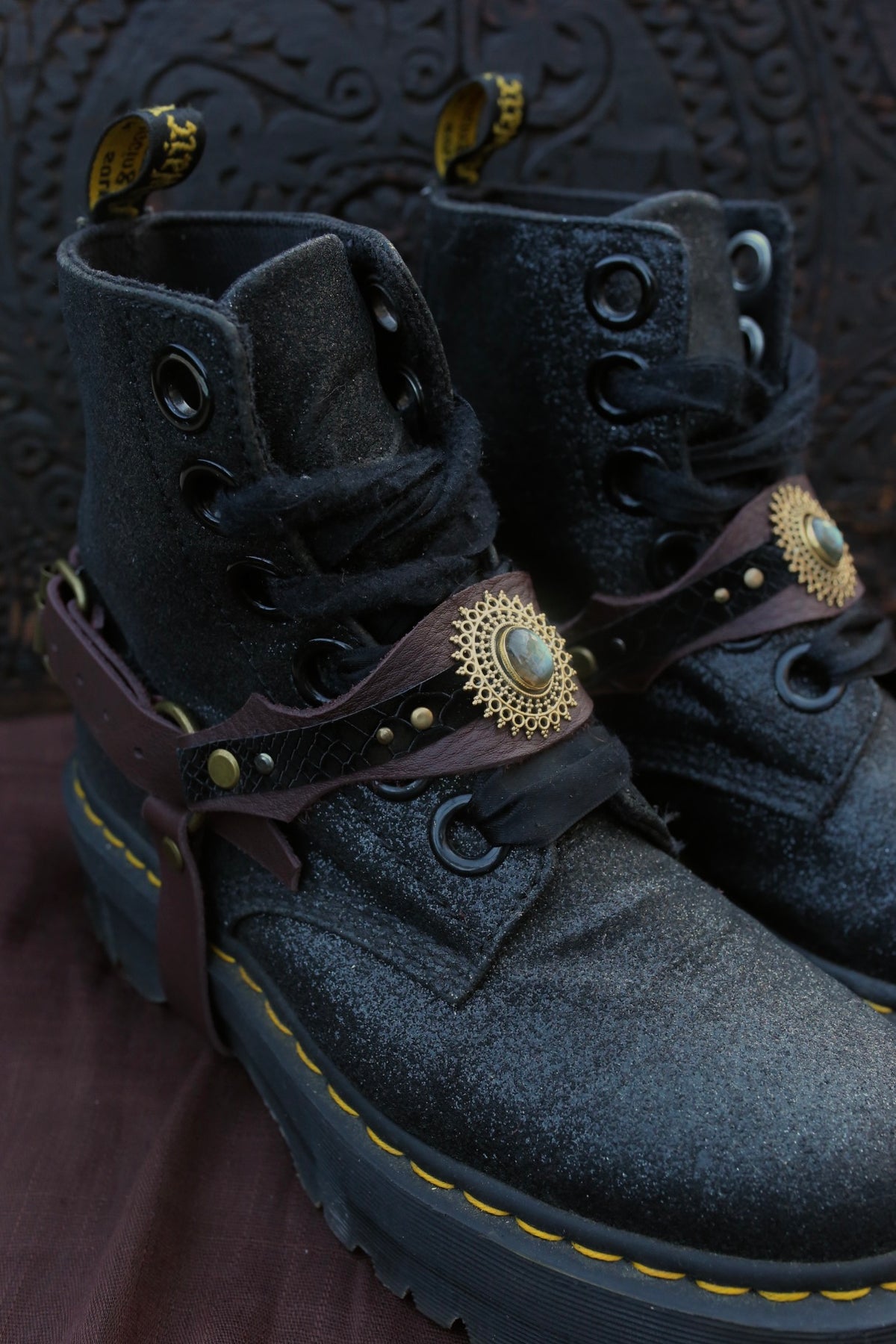 Boot Straps « Midnight Moon »