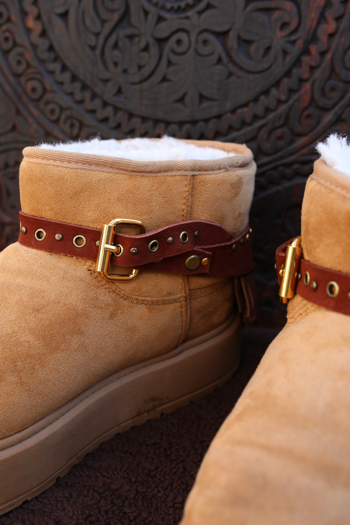 Boot Straps « Amazigh Fringe »