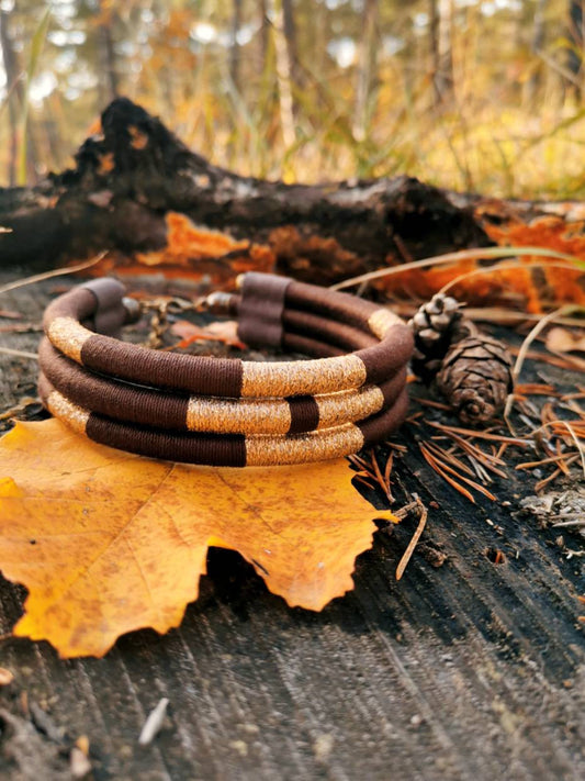 Collier tribal brown and gold